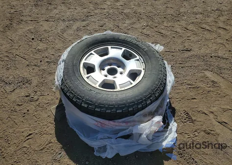 2013 Chevrolet Suburban C1500 Lt z USA, uszkodzony, nr VIN 1GNSCJE0XDR266780